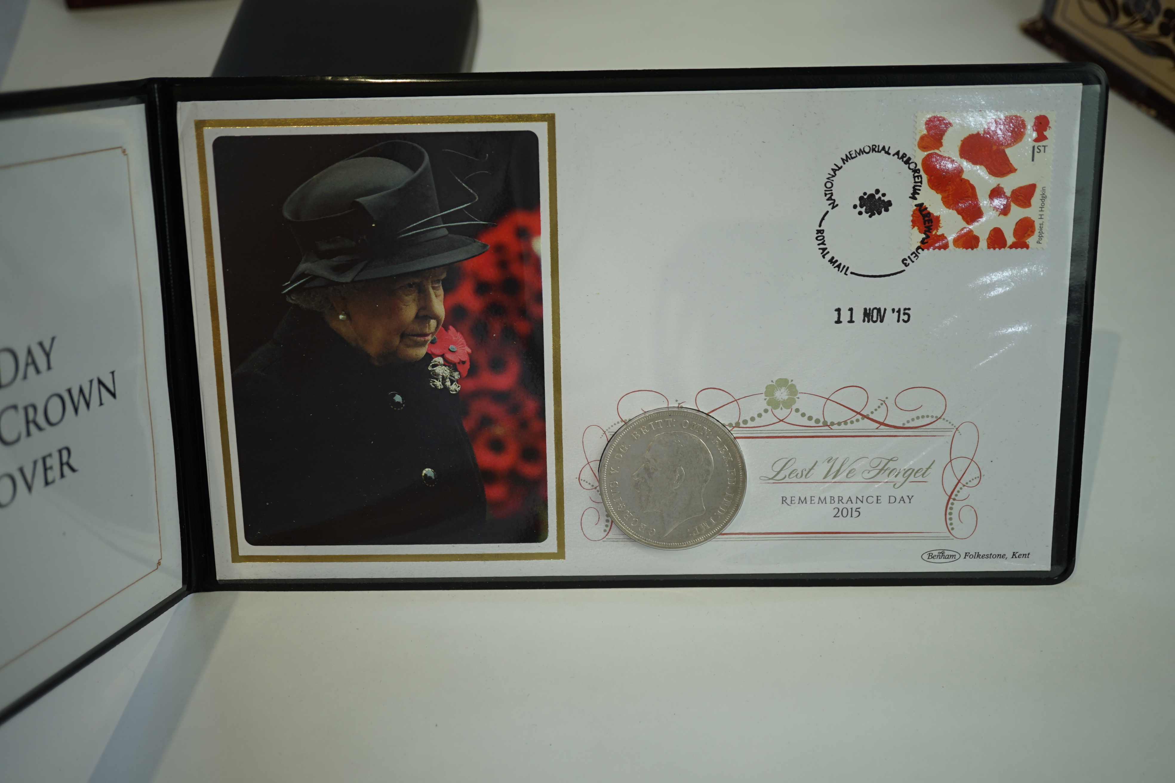 Commemorative coins, Elizabeth II, Bailiwick of Guernsey proof silver £5 Battle of the Somme 2016, a Tristan de Cunha proof silver one crown 2015, Churchill proof silver £20, 2015, cased with two other Churchill coins, a